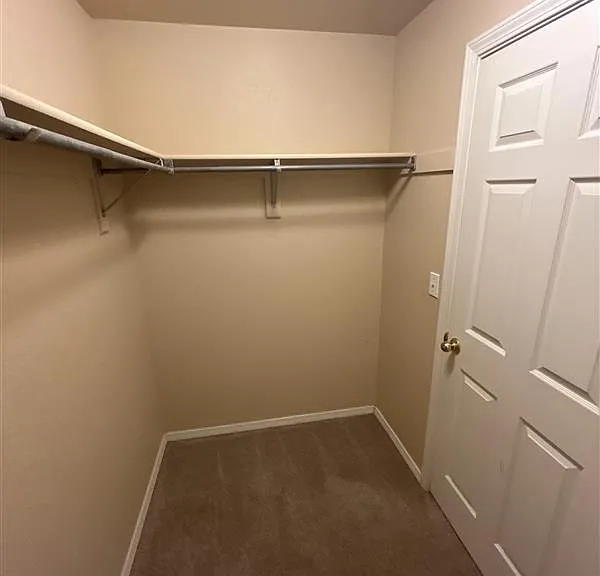 3011 Mandalay Grv #9 — Photo 24
