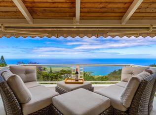 82-5999 Coffee Pl, Captain Cook, HI 96704