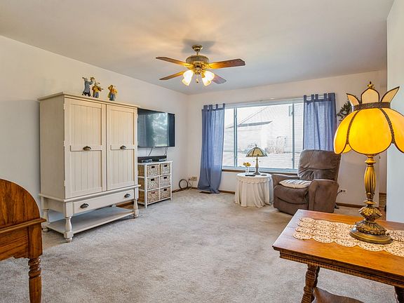 2nd image of 323 Mulberry Ct APT A1