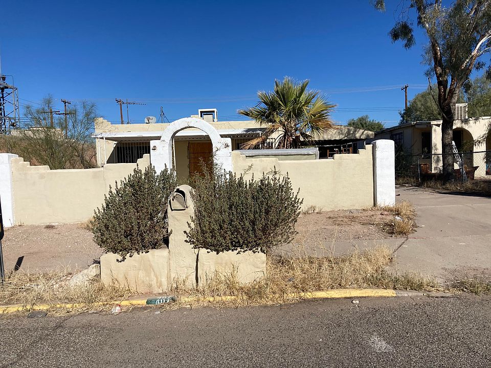 2nd image of 407 E 35th St