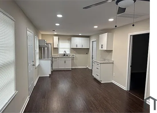 4167 Pershing Ave — Photo 5