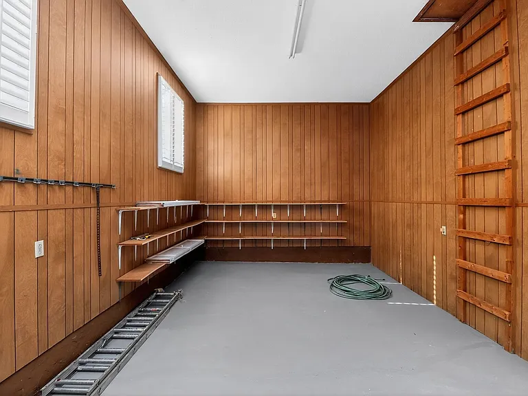 8109 Reames Rd — Photo 17