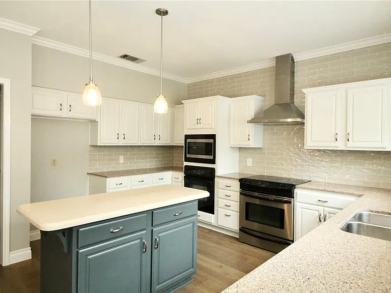 8910 Marybank Dr — Photo 4