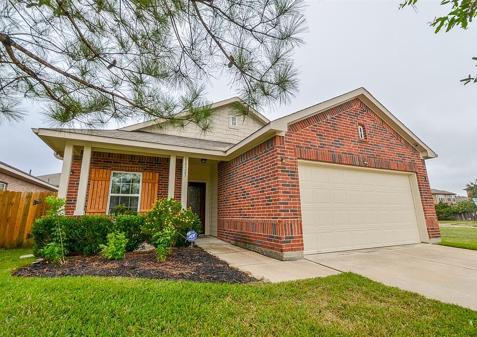 1st image of 18323 Tuscana Shores Dr