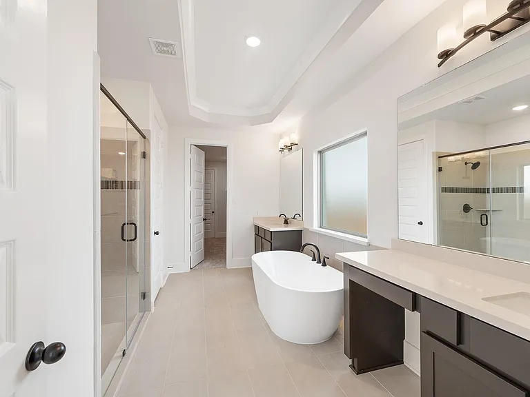 21127 Coral View Dr — Photo 27