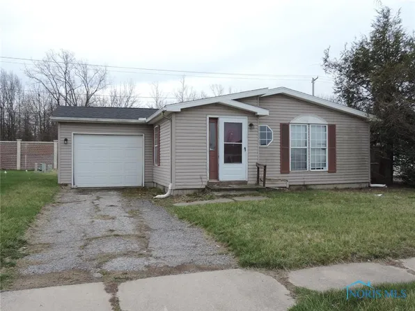 4607 Granite Ln, Toledo, OH 43615