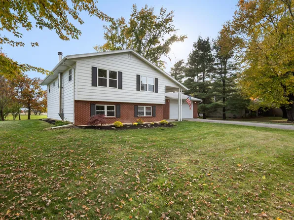 54 Summit Glen Rd, Pataskala, OH 43062