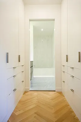 Sold by Real Direct | media 18