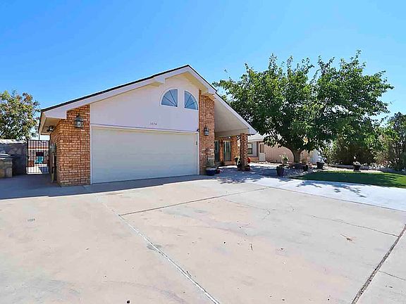 5th image of 1674 Daniels Ln