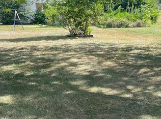 3220 S 2nd St, Whitehall, PA 18052