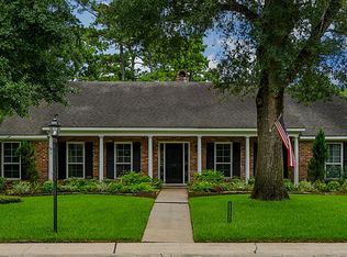 10010 Doliver Dr, Houston, TX 77042