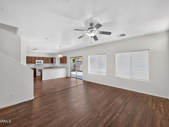 4th image of 25841 W MIAMI Street
