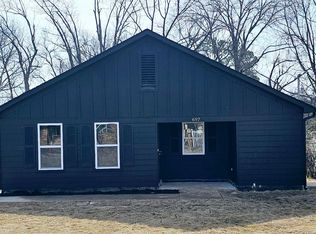 697 Granada Rd, Memphis, TN 38109