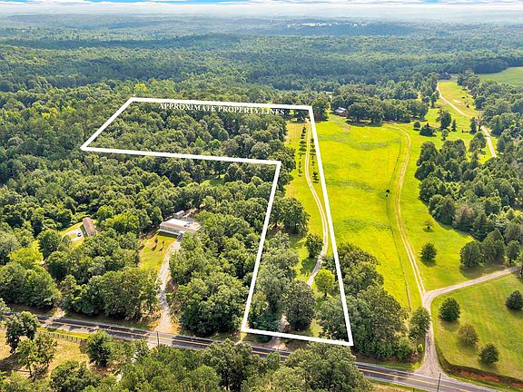3rd image of 1496 County Road 81