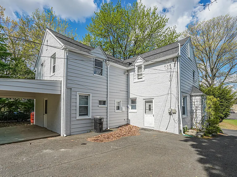 644 Meetinghouse Rd — Photo 40