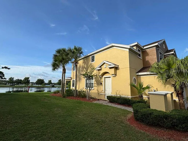 1568 Portofino Meadows Blvd — Photo 3