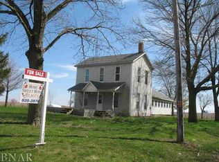 12112 Washington Rd, Clinton, IL 61727