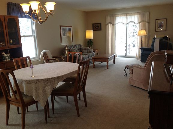 2nd image of 50 Glenfield Dr
