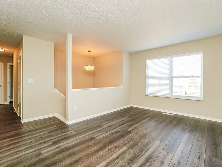 1365 Randan Dr — Photo 4