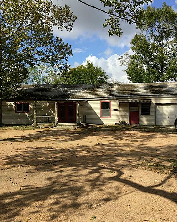 2nd image of 4802 Fm 2218 Rd