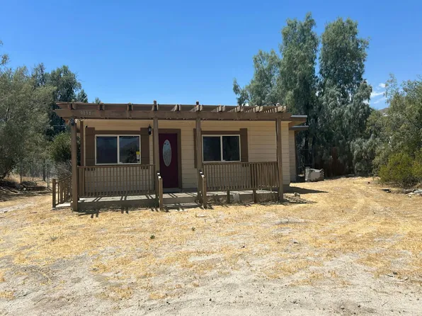 9194 Navajo Trl, Morongo Valley, CA 92256