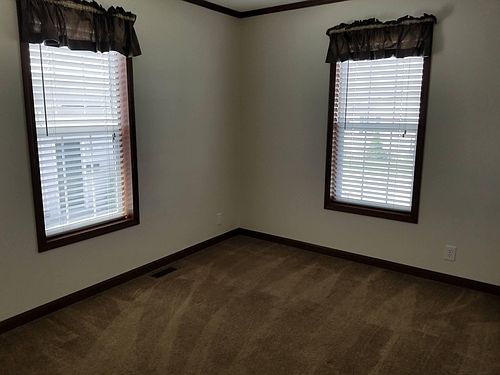 5th image of 9534 Fairview Dr
