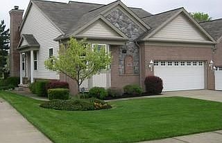 2nd image of 2979 Country Club Ln