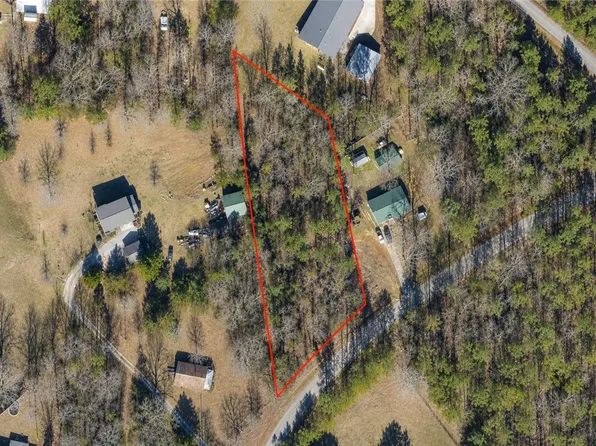 826 Joe Lewis Rd, Seneca, SC 29678