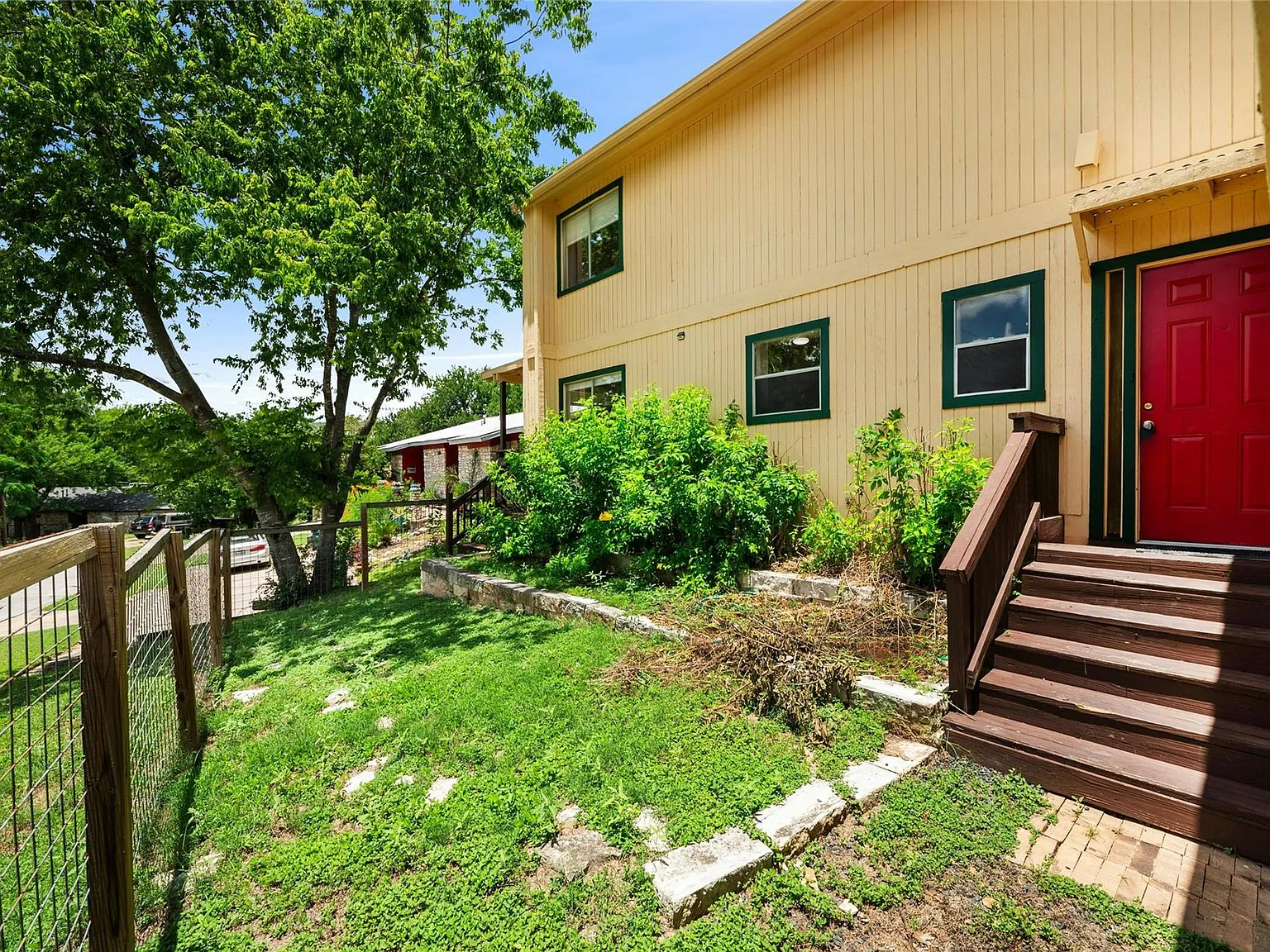 2 bed, 2.5 bath, 1440 sqft, $2,300 — Photo 3