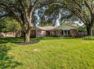 1003 Canton Rd, Cleburne, TX 76033