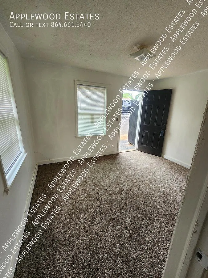 1 bed, $800 — Photo 2