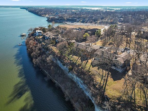 4th image of 1 Fort Scott Ln