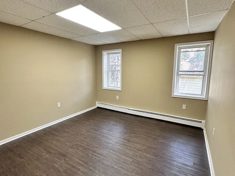 50 Center Ave #2 — Photo 8