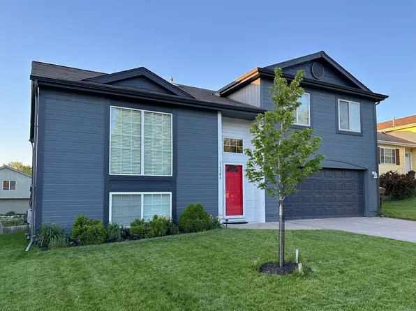 16386 Butler Ave, Omaha, NE 68116