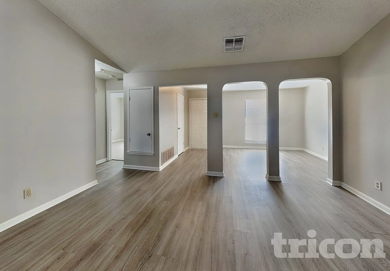 6215 Ridge Arbor Street San Antonio TX — Photo 2