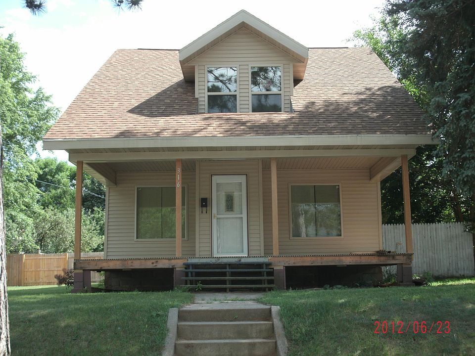 316 W Danks, Shawano