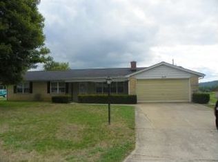 9023 Westview Rd, Brookville, IN 47012