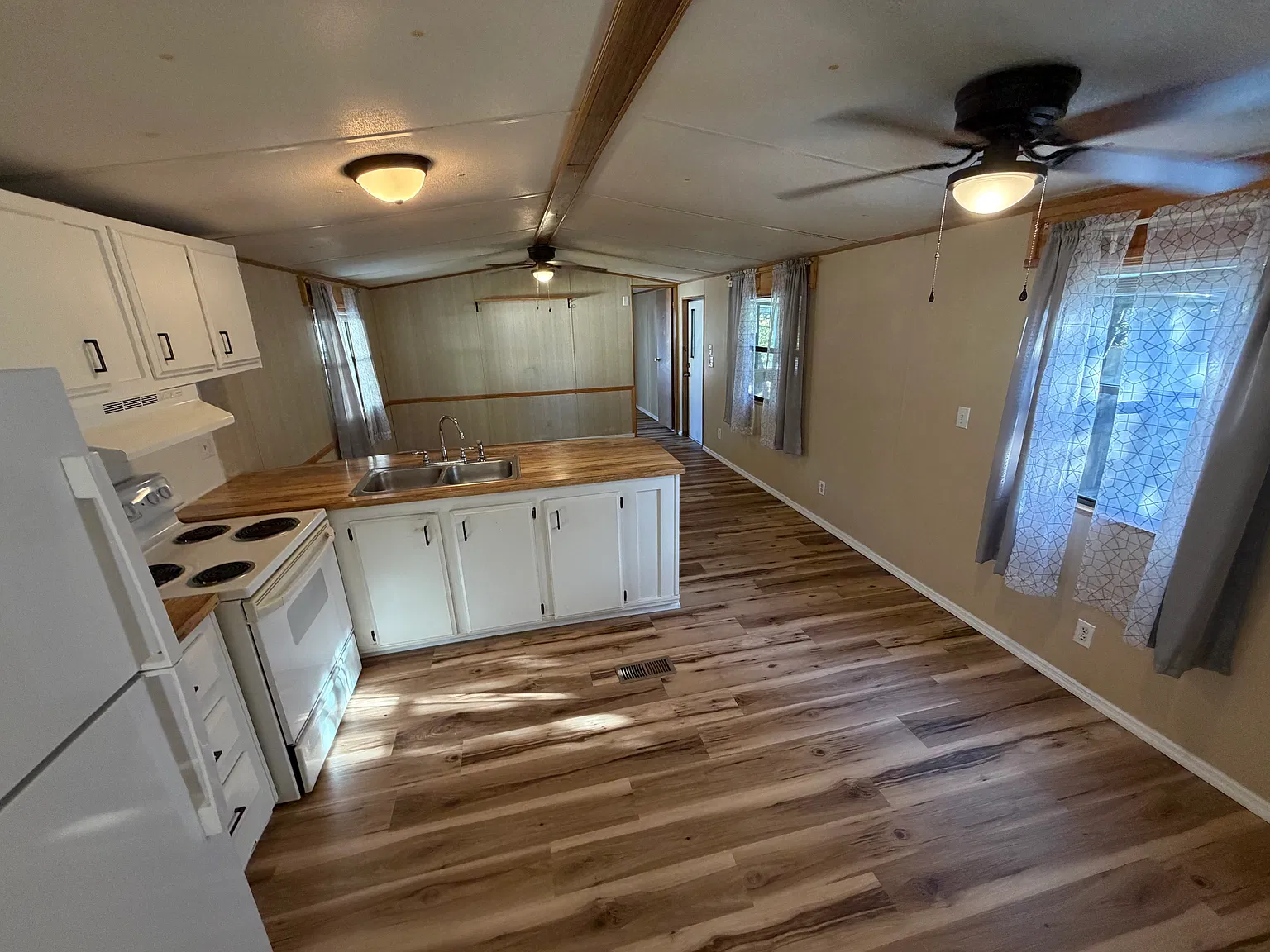 2 bed, 728 sqft, $1,150 — Photo 4