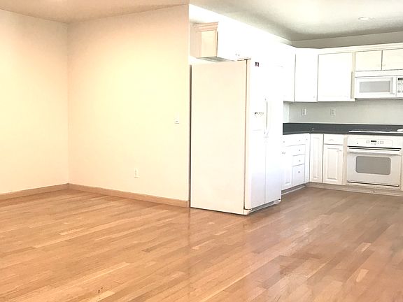 4th image of 658 Graciella Ct