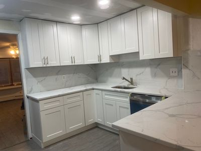 (Undisclosed Address), Lindenhurst, NY, 11757