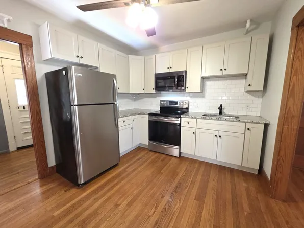 40 Main St APT 2, South Grafton, MA 01560