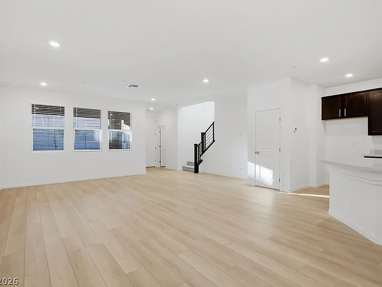 115 Cinder Cone Ln — Photo 6