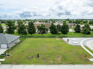 355-357 7th Ave E, Columbus, NE 68601