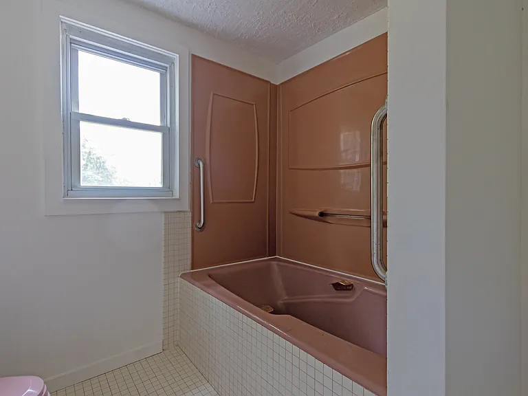 8B Myer Ln — Photo 14