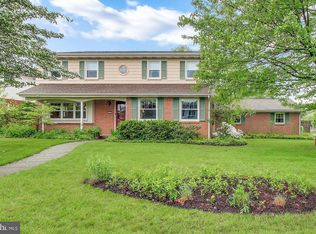 355 Barrett Rd, Emmaus, PA 18049