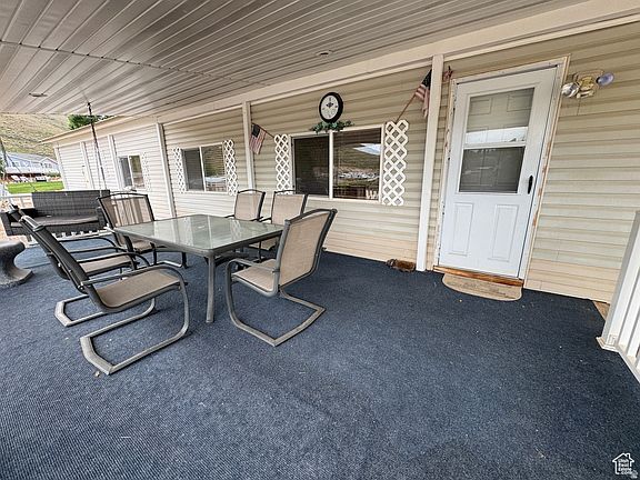 5th image of 738 E Vanessa Ln