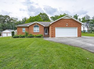 218 Susie Dr, Winchester, TN 37398
