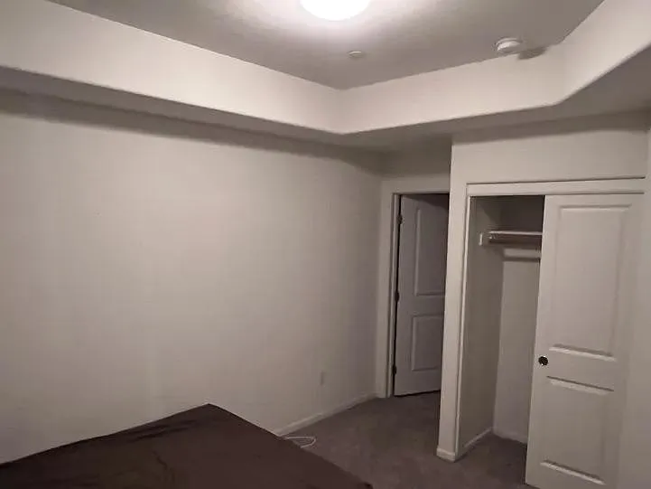 780 Luna Park Dr — Photo 1