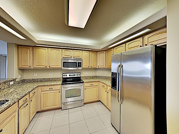4th image of 8914 Puerto Del Rio Dr Unit 502
