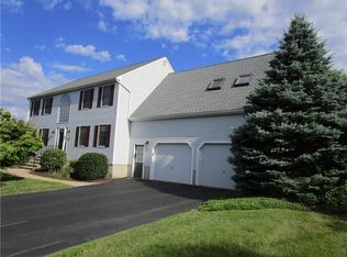 85 Fairhaven Rd, Cumberland, RI 02864